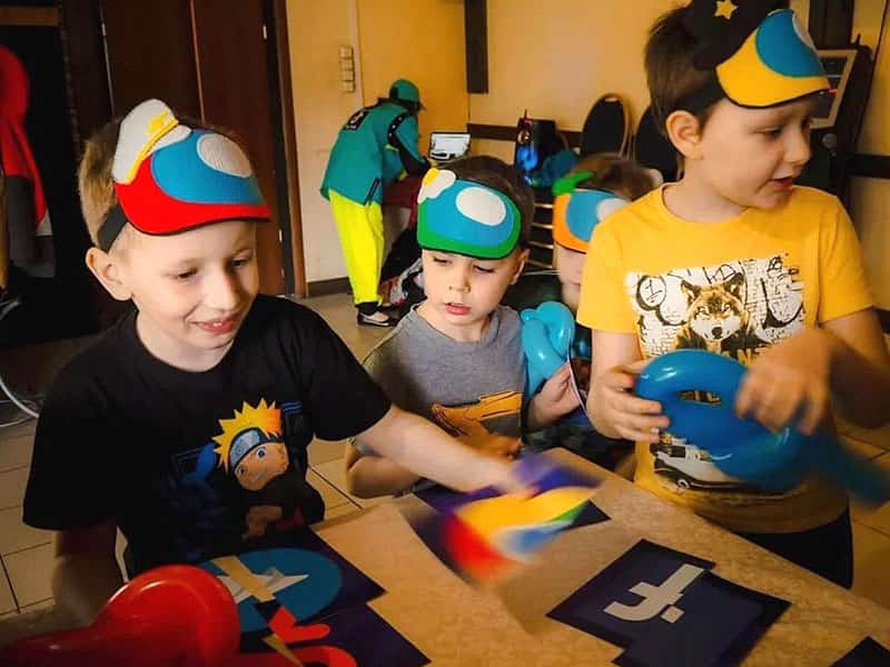 квест амонг ас на день рождения