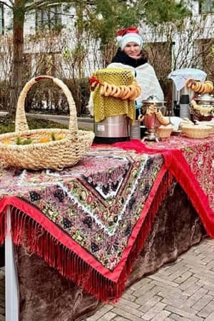 Блинная чайная станция на масленичные гуляний